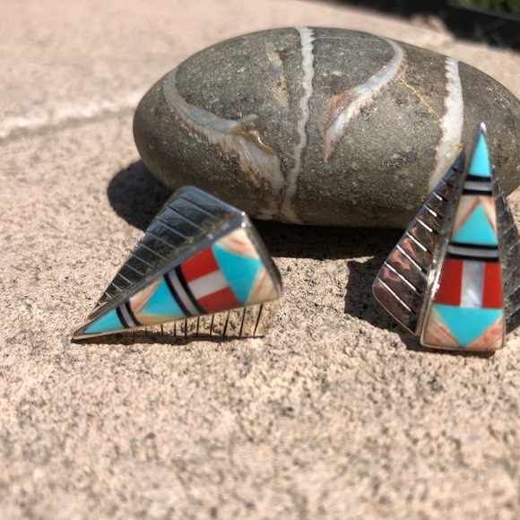 Vintage Native American Zuni - Multi Stone Inlay Earrings ❤️ - Picture 4 of 8